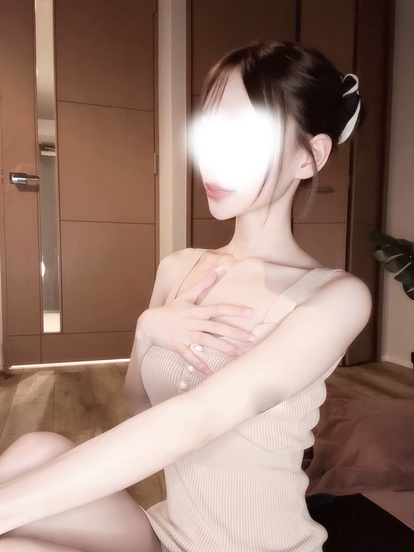 日向 にこの写真3枚目